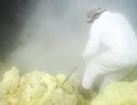 Volcanic gas chemistry and volatile provenance